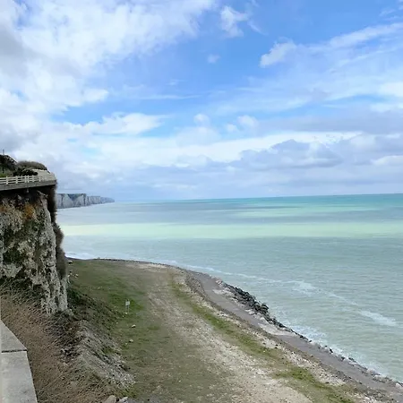Ferienhaus Maison Mitoyenne 2 Chambres Et Petite Vue Mer *