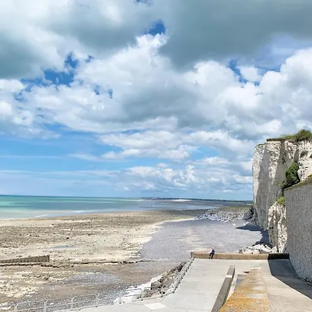 Maison Mitoyenne 2 Chambres Et Petite Vue Mer Ault
